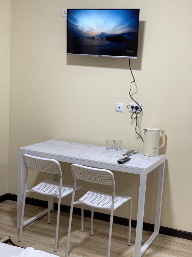 Adi Hotel Biszkek Zewnętrze zdjęcie