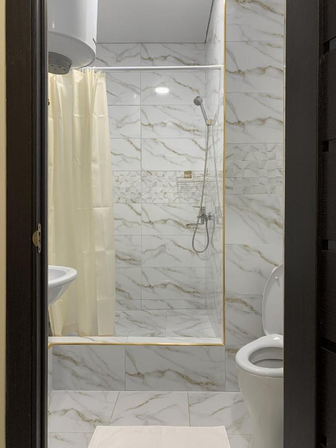 Adi Hotel Biszkek Zewnętrze zdjęcie
